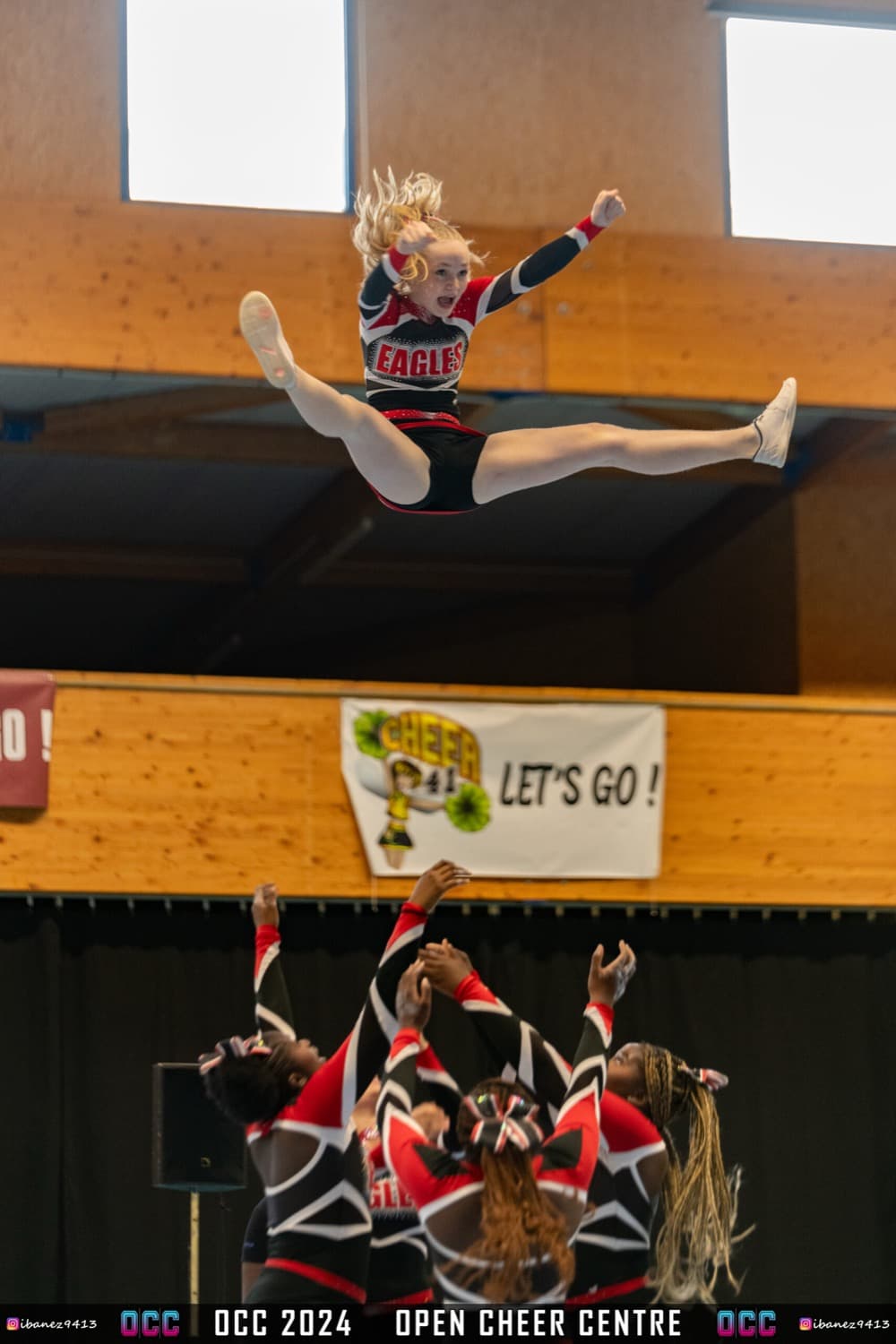 Stunt porté en extension complète
